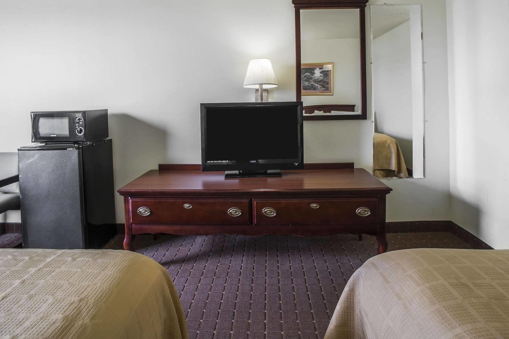 Quality Inn Harrisburg Eksteriør bilde