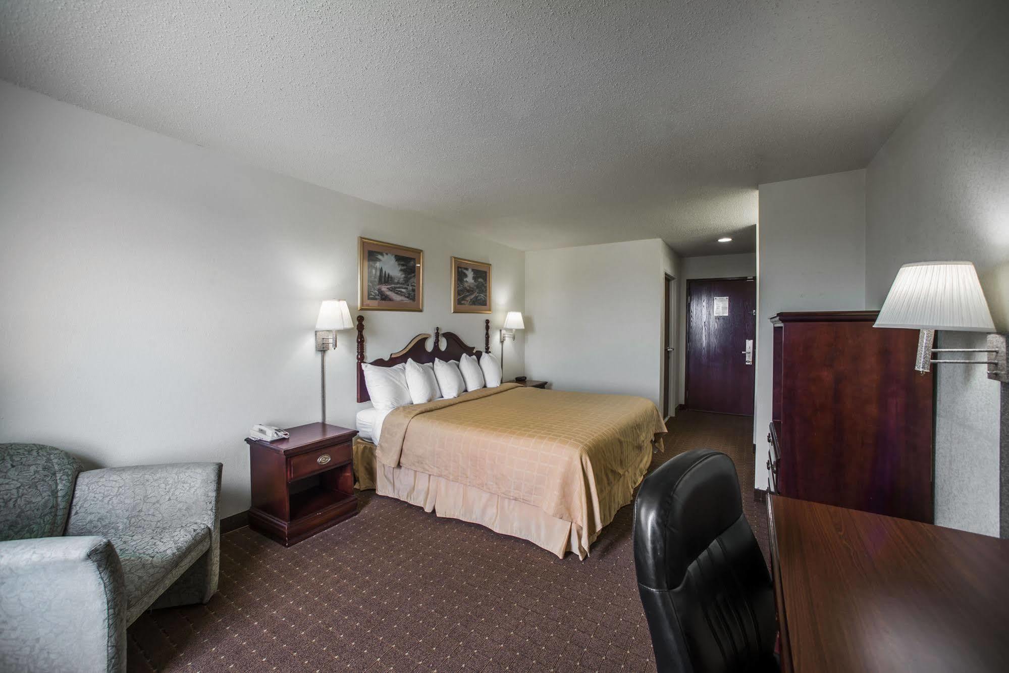Quality Inn Harrisburg Eksteriør bilde