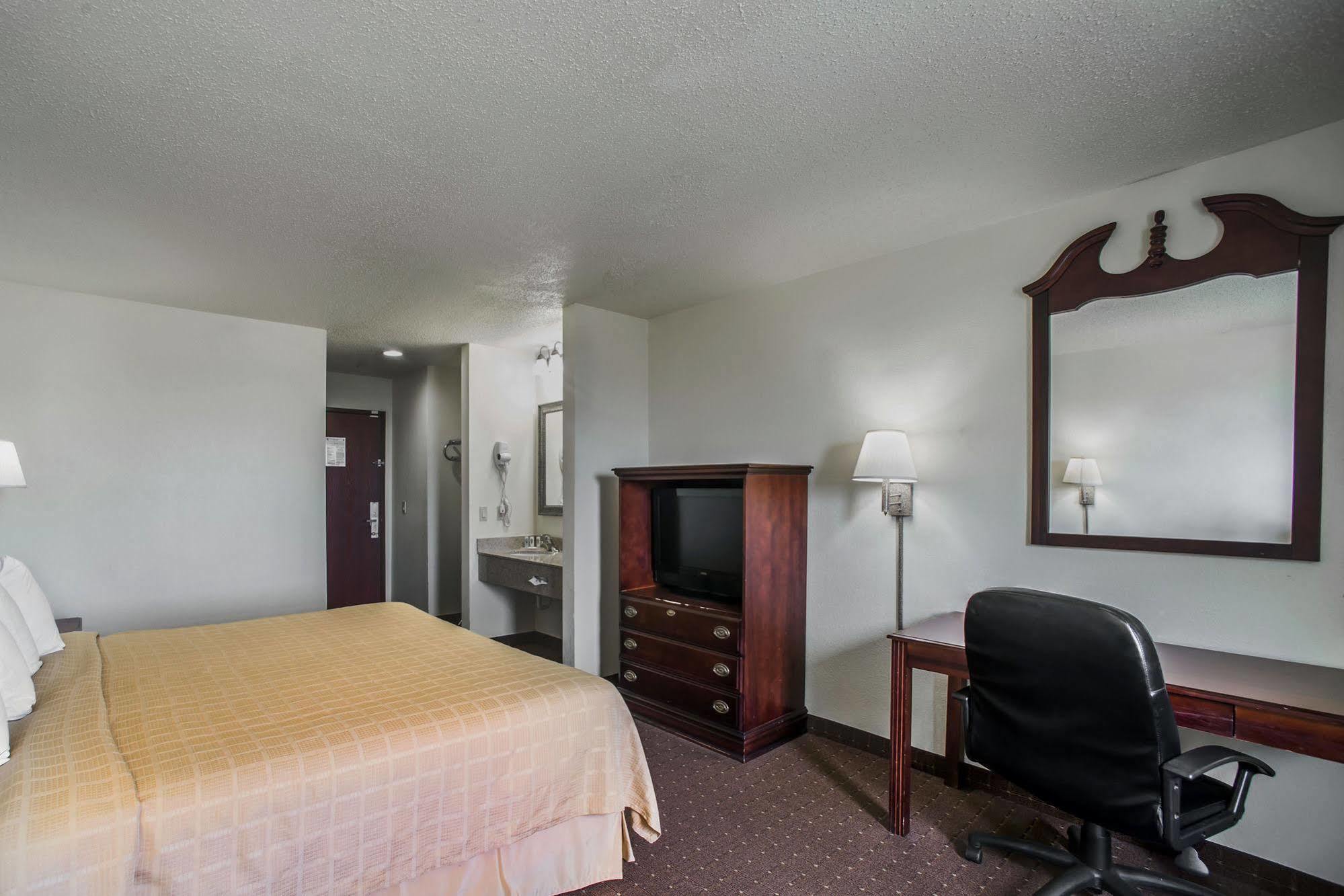 Quality Inn Harrisburg Eksteriør bilde